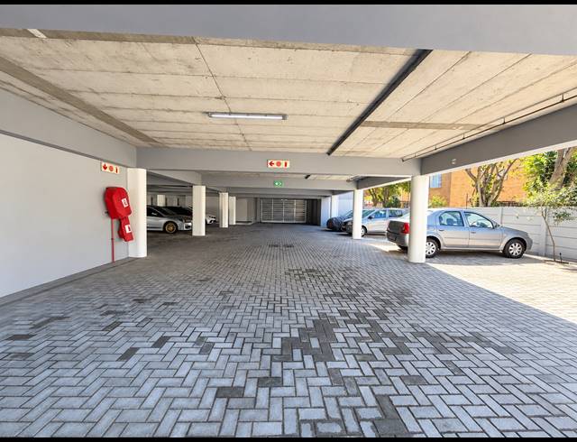 2 BEDROOM APARTMENT FOR SALE IN TABLE VIEW